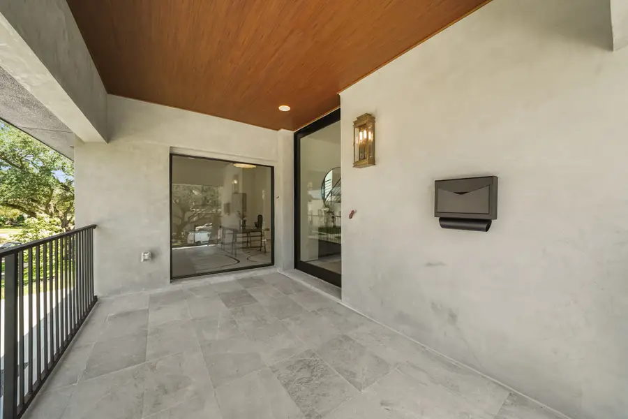 5207 Braesheather Drive, Houston, TX 77096 - Image #3