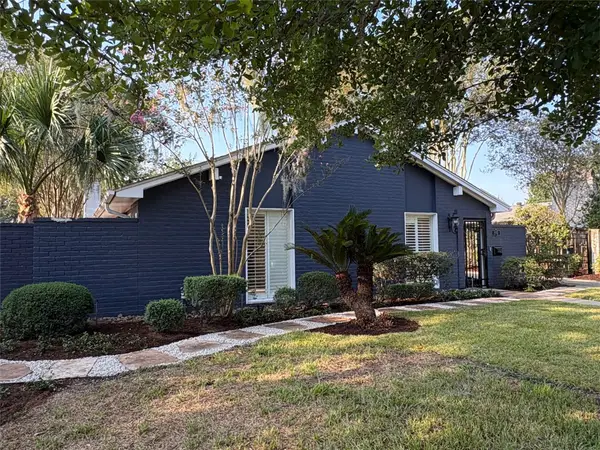 10323 Green Tree Road, Houston, TX 77042