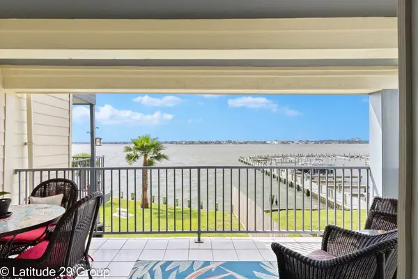 4001 Nasa Parkway #112, El Lago, TX 77586