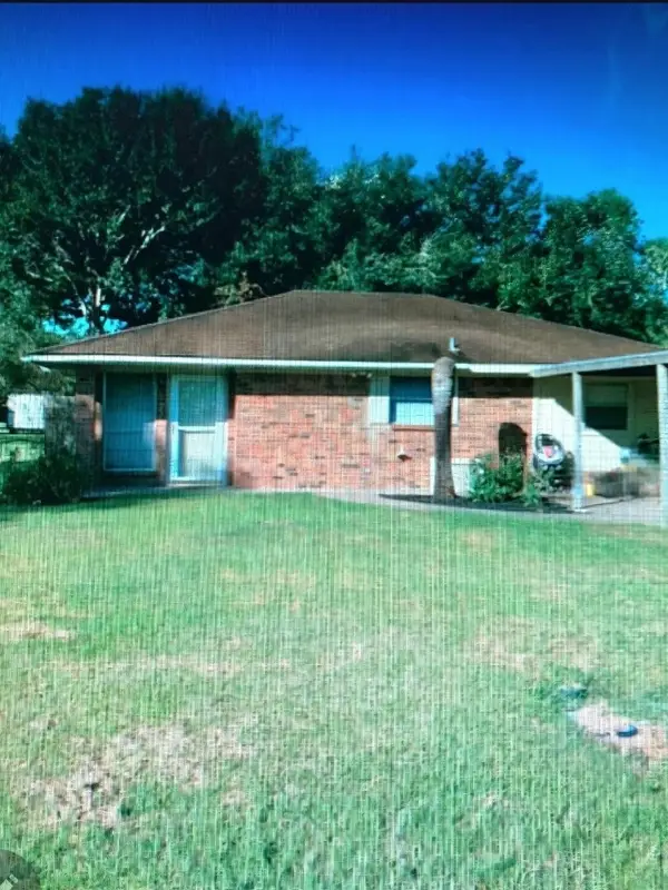 407 Avenue C, Markham, TX 77456