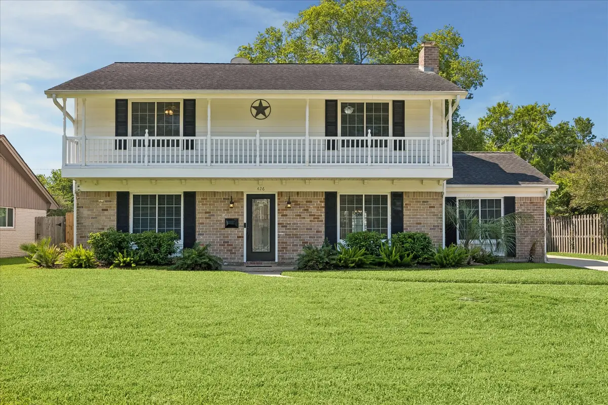 426 Pebblebrook Drive, Seabrook, TX 77586 - #1