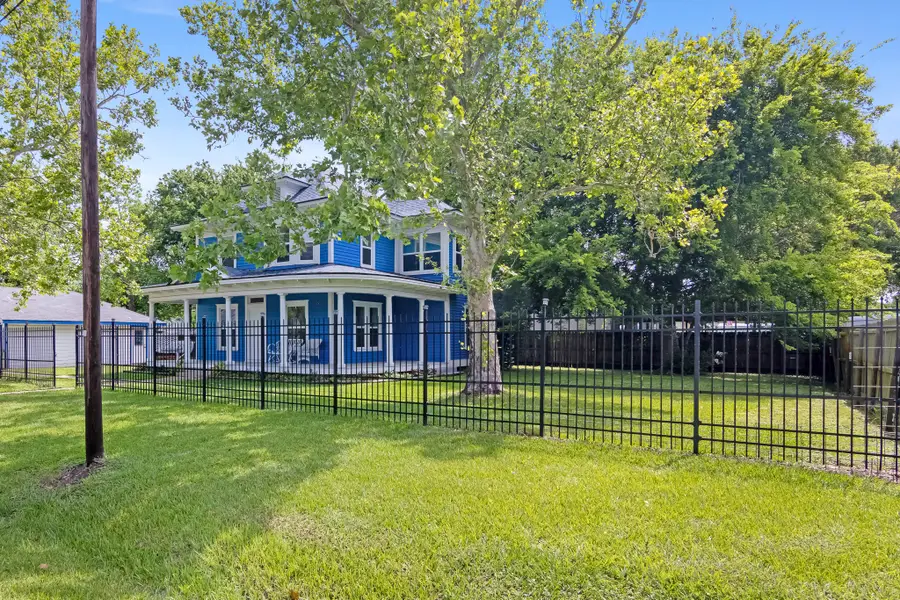 1200 4th Street, Palacios, TX 77465 - #3