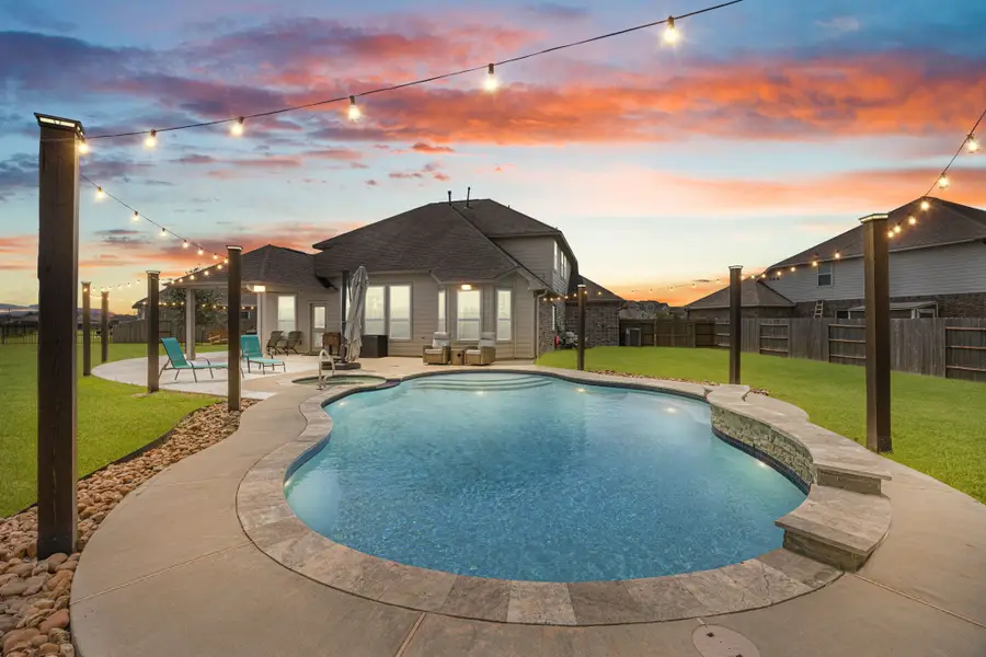 341 Burgundy Drive, Alvin, TX 77511 - #2