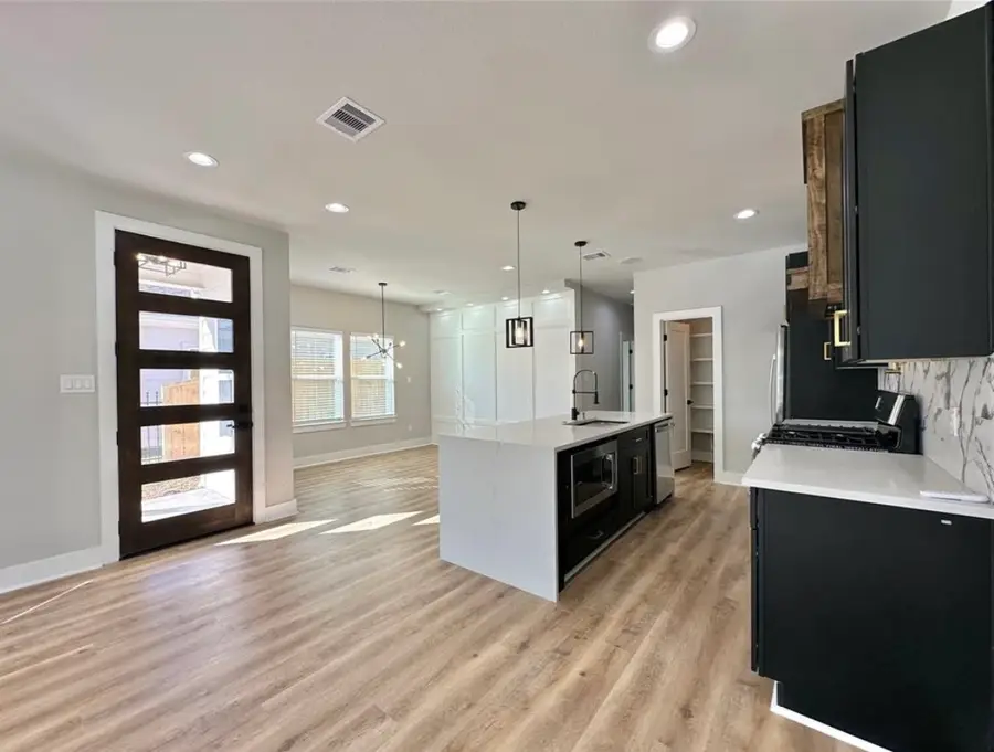 8310 Mariah Street #A/B, Houston, TX 77051 - Image #2