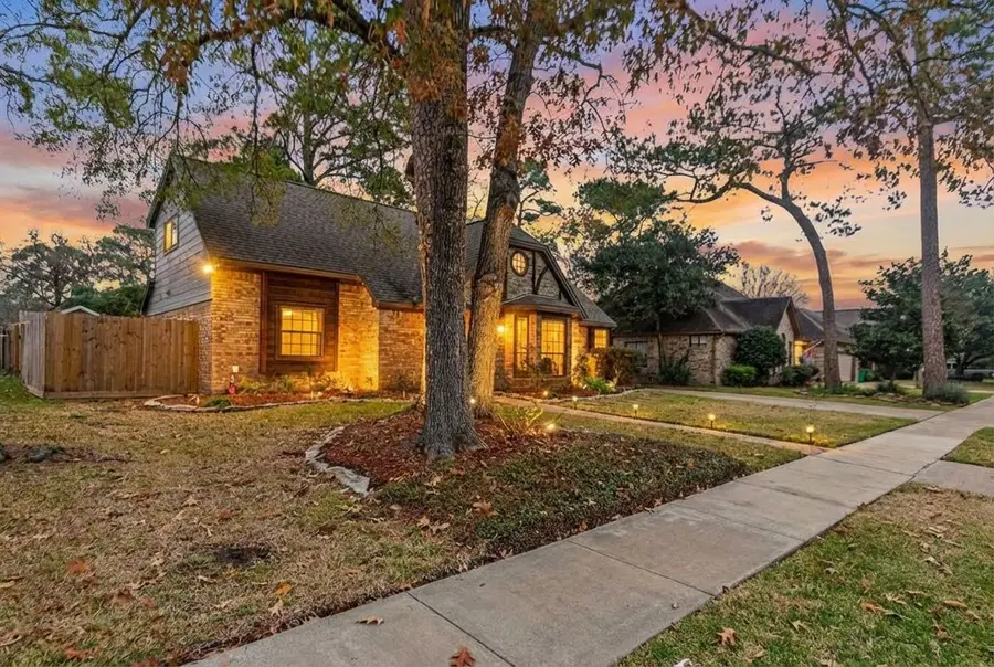 3804 September Drive, Baytown, TX 77521 - #3