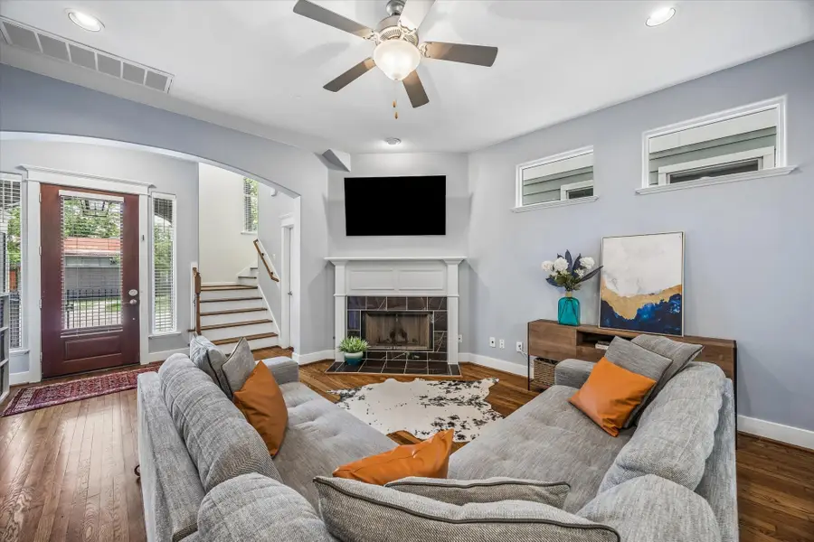 1011 W 14th Street, Houston, TX 77008 - #3