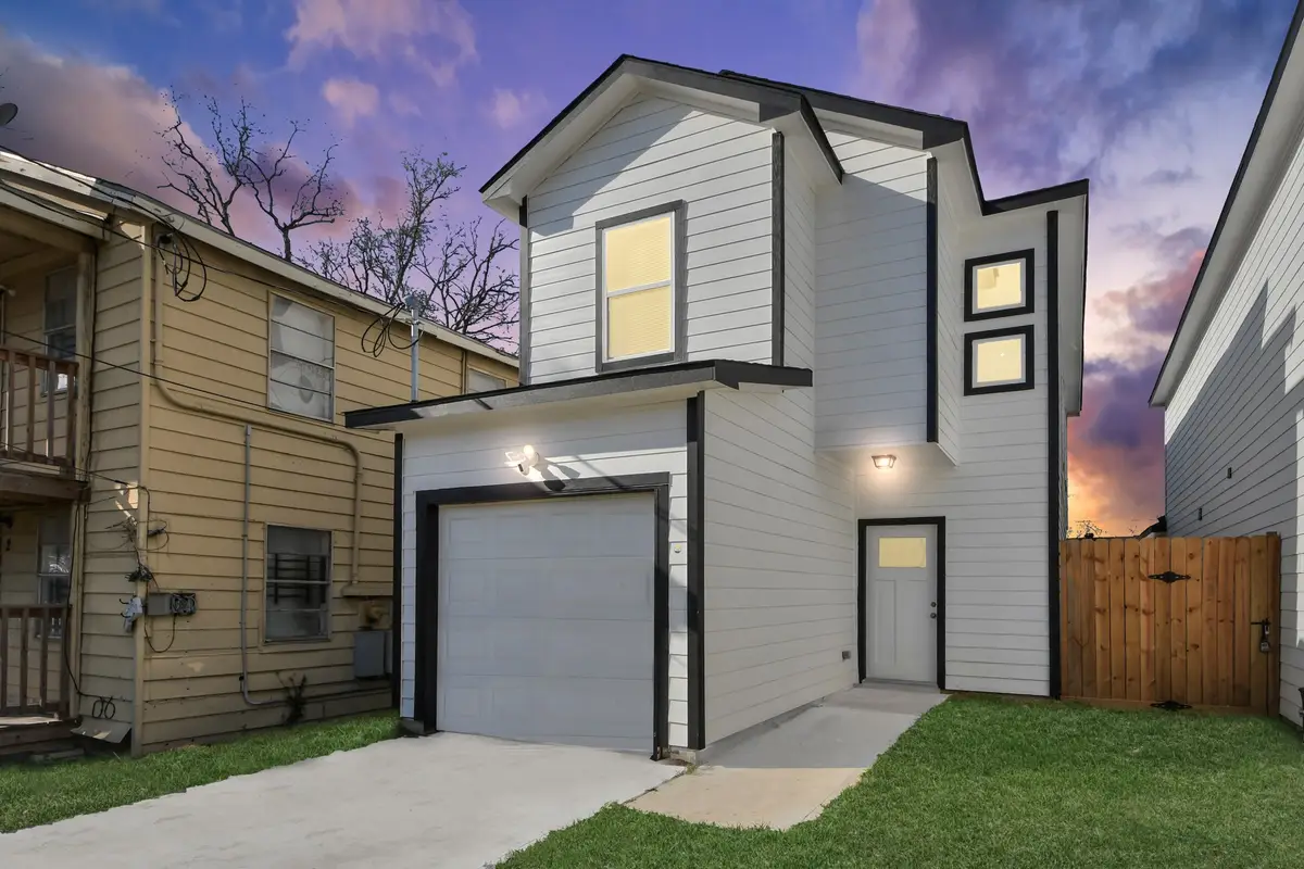 4011 Elmwood Street, Houston, TX 77051 - #1