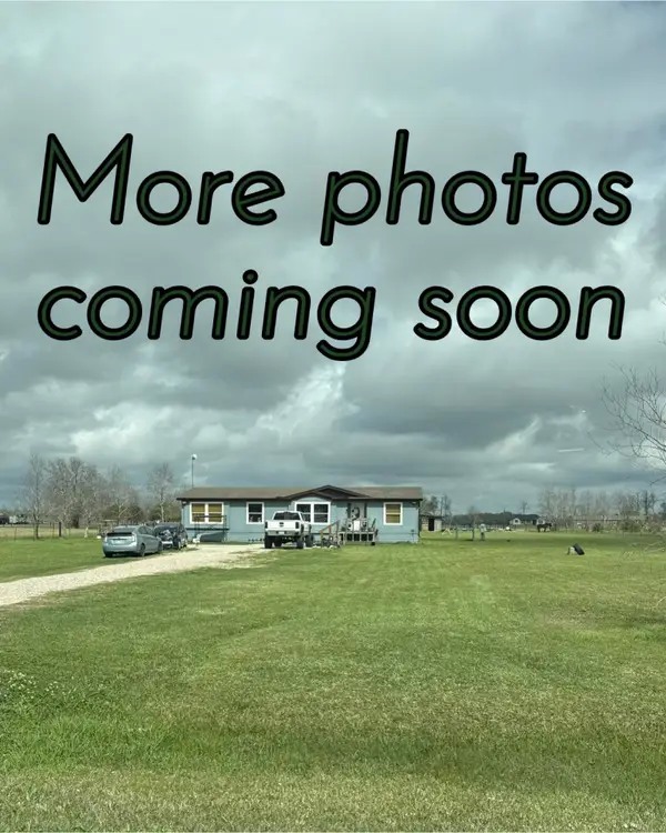 255 County Road 169b, Liberty, TX 77575