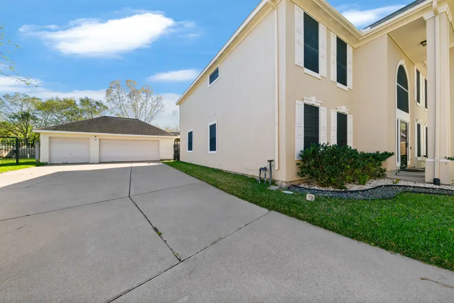 1931 Timber Creek Drive, Missouri City, TX 77459 - #2