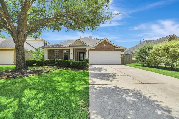 11915 Lois Lane Drive, Pinehurst, TX 77362