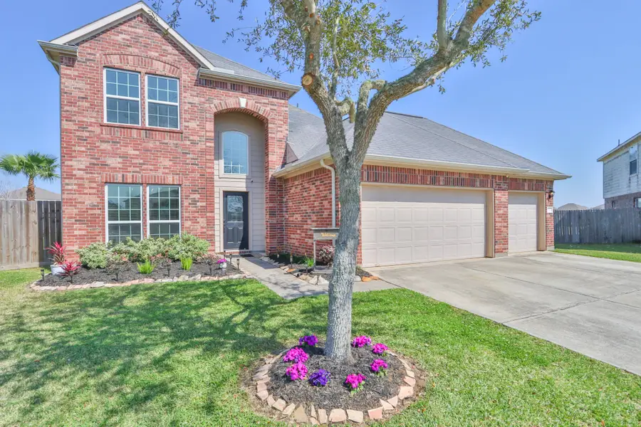 802 Brushfield Court, La Marque, TX 77568 - #2