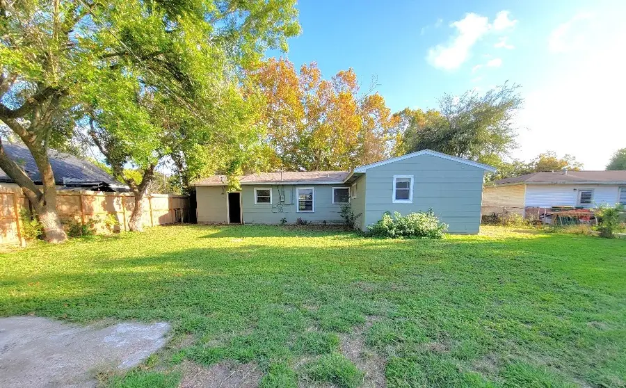 252 Muriel Street, La Marque, TX 77568 - Image #2