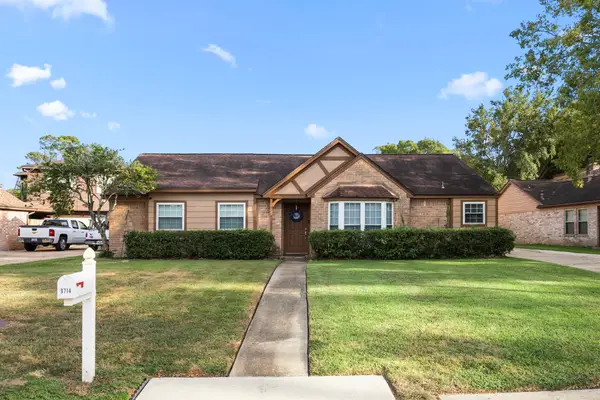 9714 Cantertrot Drive, Humble, TX 77338