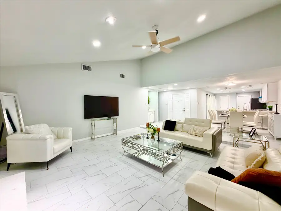 6430 Grandvale Drive, Houston, TX 77072 - #3