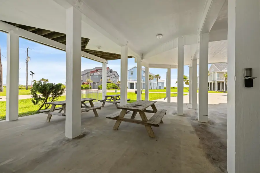 19131 Kahala Drive, Galveston, TX 77554 - Image #2