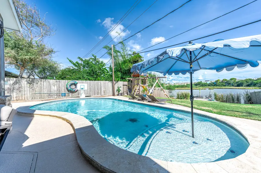 6513 Golf Crest Drive, Galveston, TX 77551 - #3