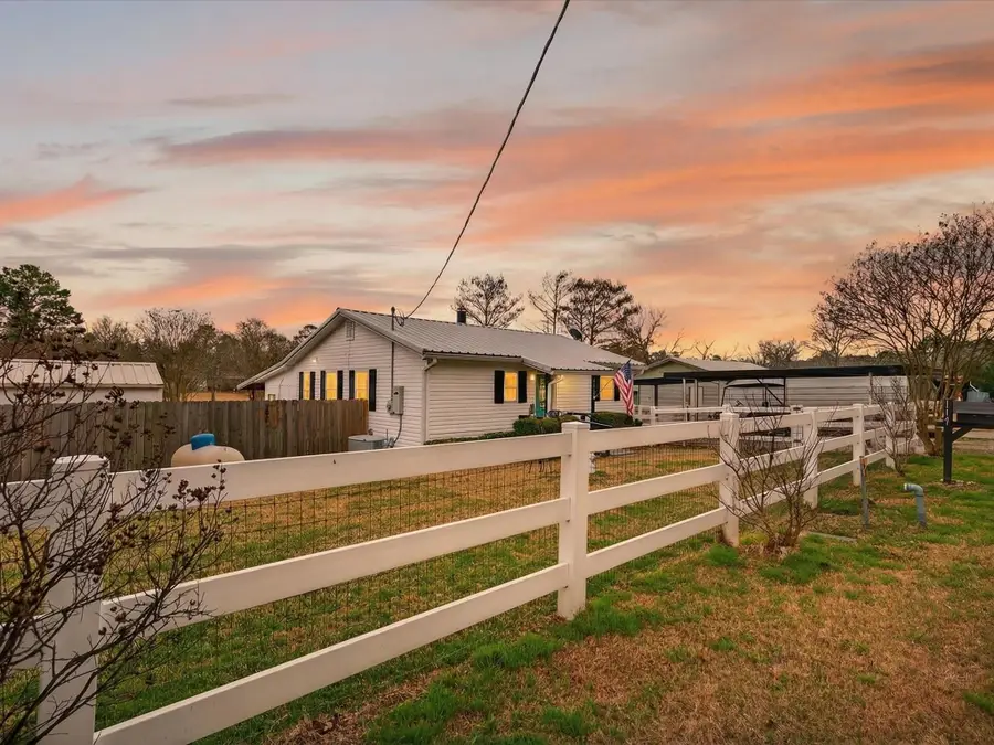 117 Horseshoe Lake Drive W, Huntsville, TX 77320 - #3