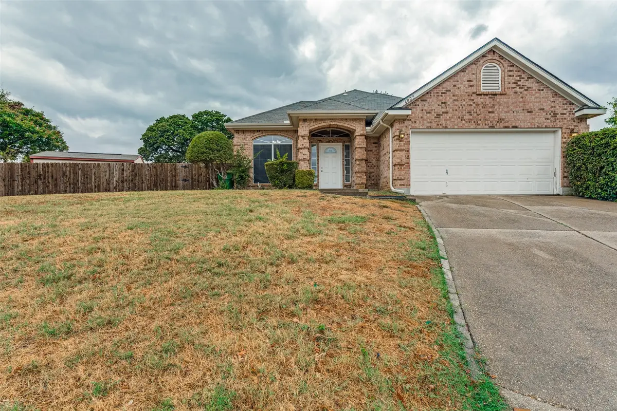6025 Western Creek Lane, Haltom City, TX 76137 - #1