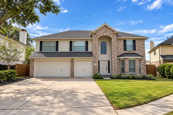 1870 Courtside Place Drive, Missouri City, TX 77489