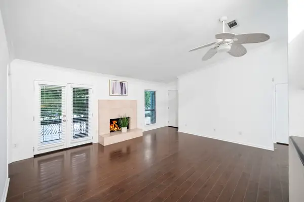 2425 Augusta Drive #22, Houston, TX 77057