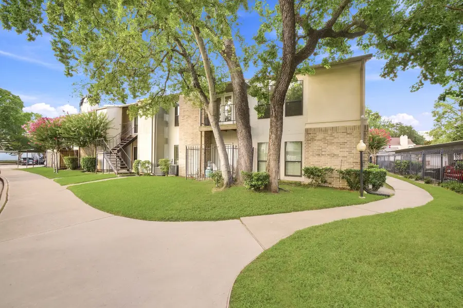 2425 Augusta Drive #22, Houston, TX 77057 - #3