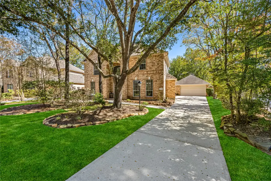 136 S Goldenvine Circle, The Woodlands, TX 77382 - #2