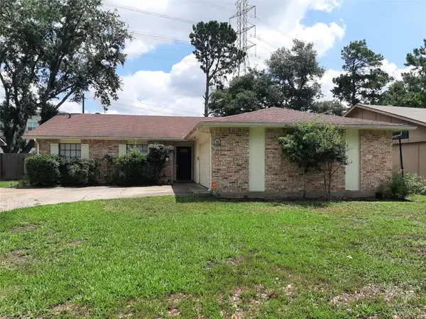 18214 Mantana Drive, Spring, TX 77388