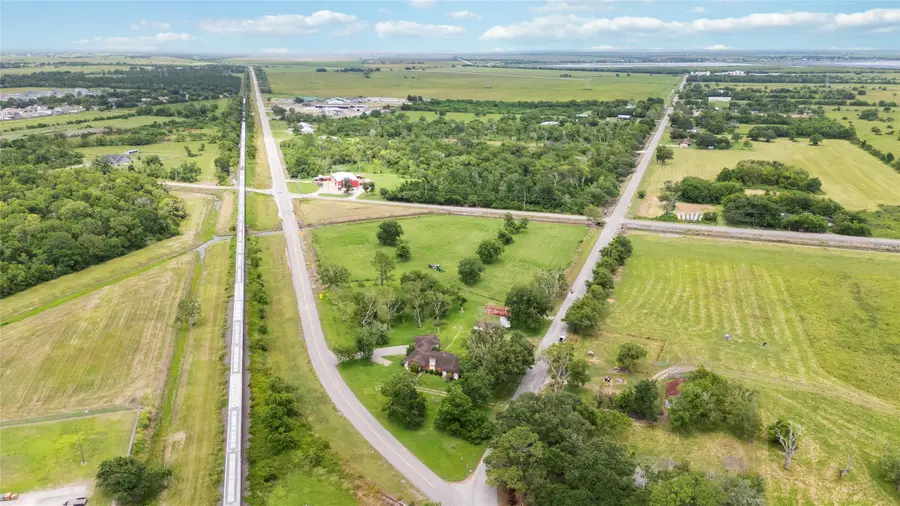 1513 County Road 210, Angleton, TX 77515 - Image #3