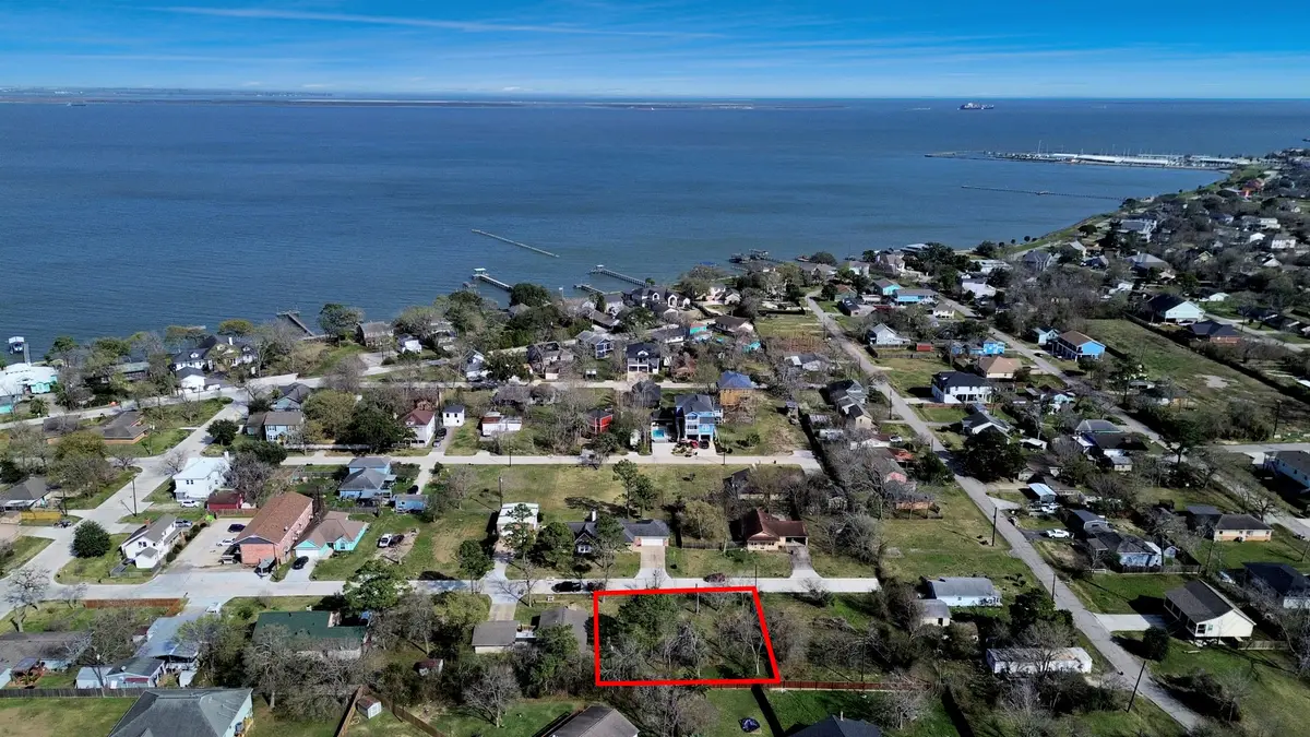 3122 & 3124 Carlisle Street, La Porte, TX 77571 - #1