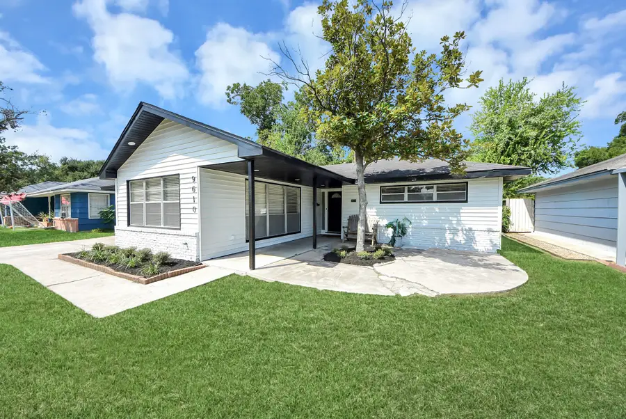9610 Westview Drive, Houston, TX 77055 - #2