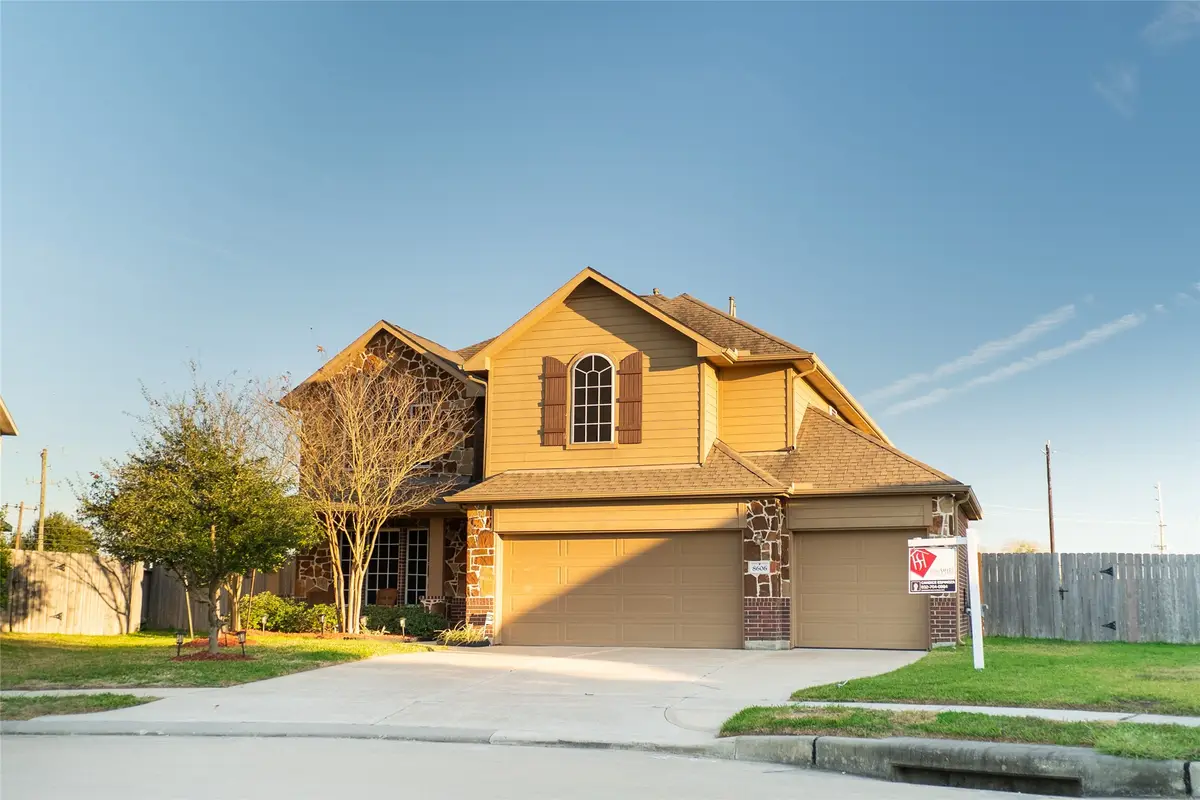 8606 Morning Dove Lane, Baytown, TX 77521 - #1