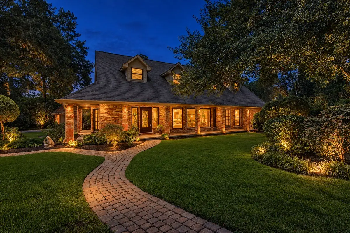 11 Holly Tree Lane, Spring, TX 77373 - #1