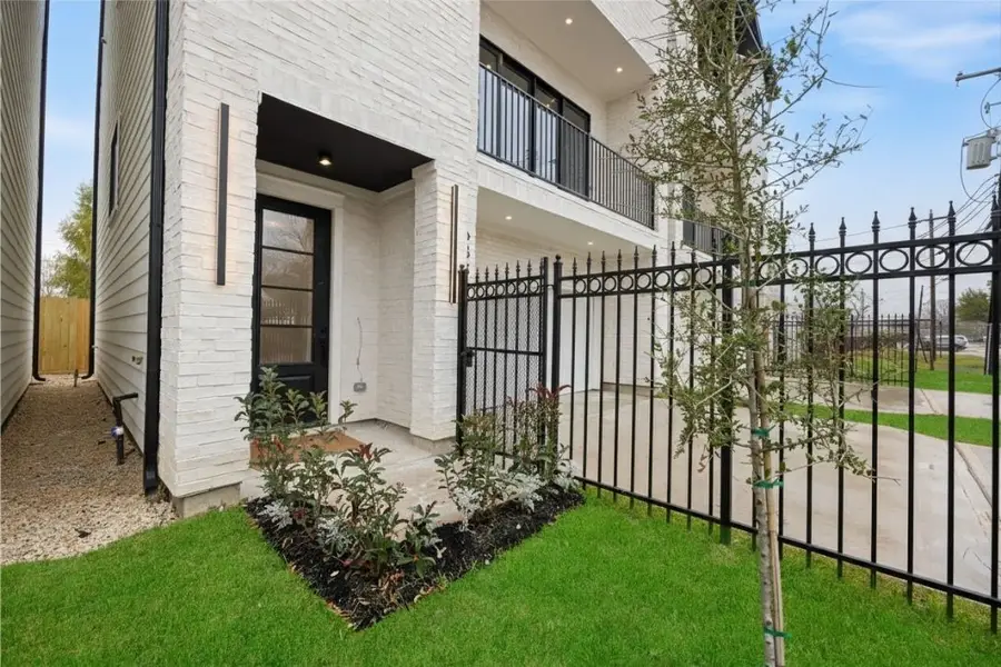 6330 Sidney Street, Houston, TX 77021 - #3