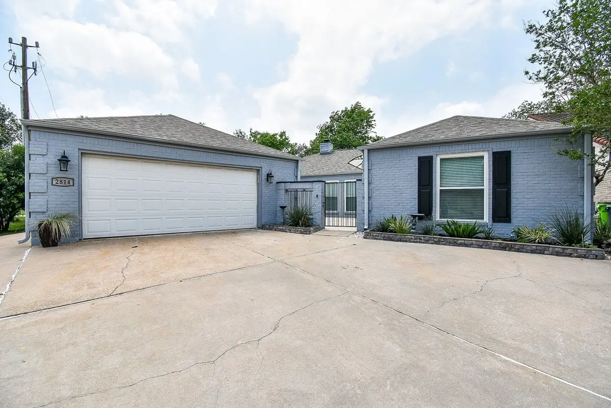 2814 Foxfire Circle, Missouri City, TX 77459 - #1