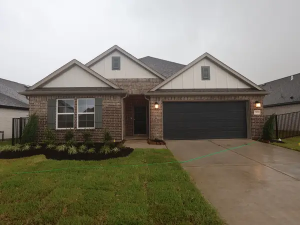 13921 Baikal Manor Drive, Santa Fe, TX 77510