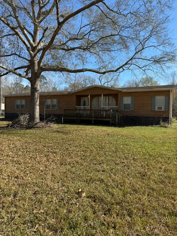 377 County Road 130, Liberty, TX 77575