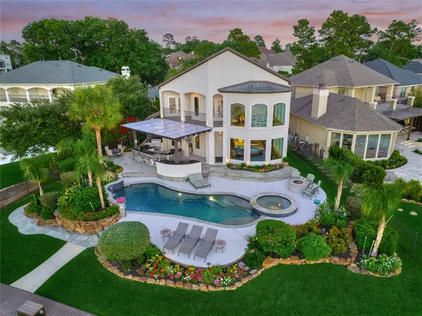 9943 Pebble View Court, Conroe, TX 77304