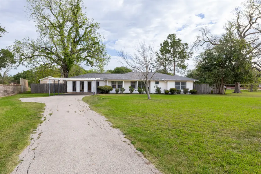 1327 Hodges Lane, Wharton, TX 77488 - #3