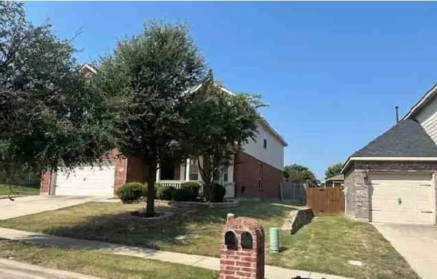 1020 Long Pointe Avenue, Fort Worth, TX 76108 - Image #3