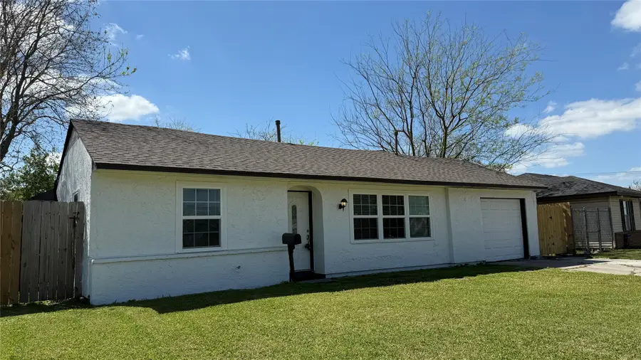 1426 Shawnee Street, Houston, TX 77034 - #3