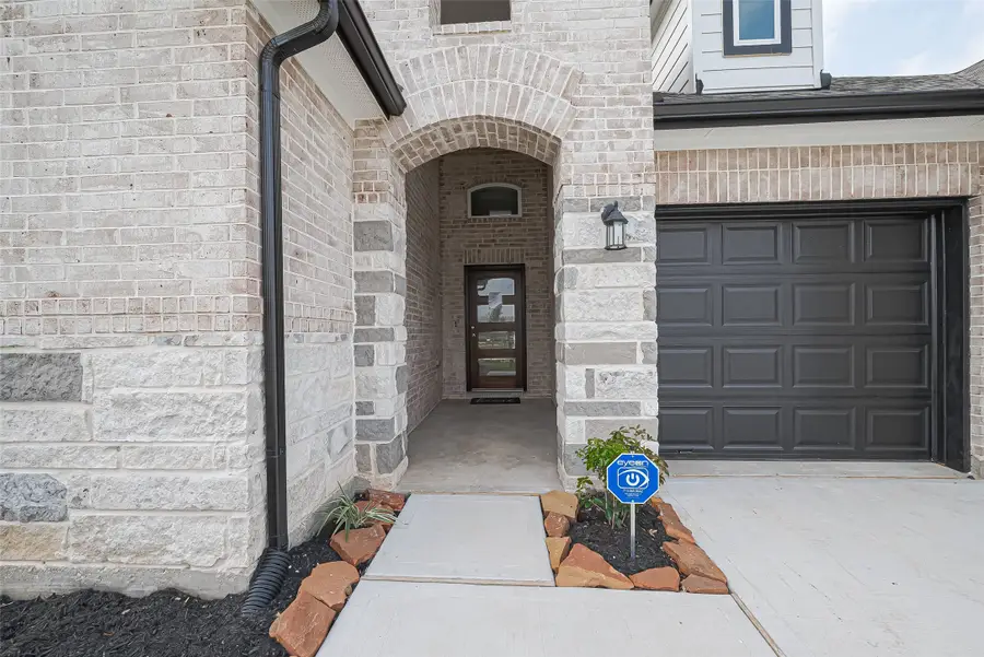 1335 Austin Colony Drive, Angleton, TX 77515 - #3