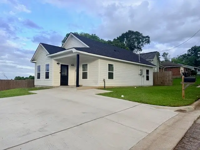810 Brown Street, Brenham, TX 77833 - #2
