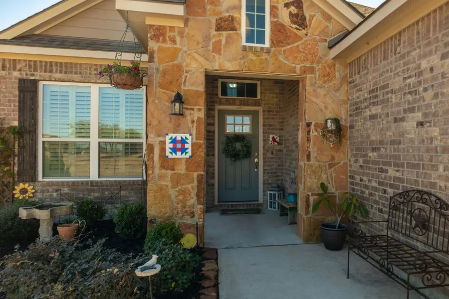 2001 Vineyard Pass, Brenham, TX 77833 - #2