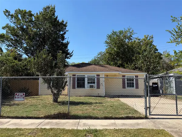 7606 Darnay Drive, Houston, TX 77033