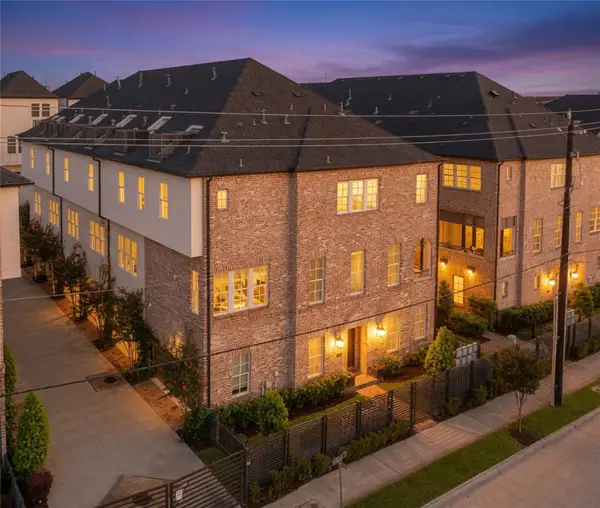 2705 Maxroy Street, Houston, TX 77007