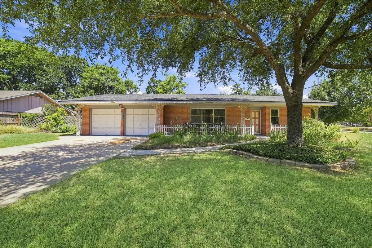 10402 Shadow Wood Drive, Houston, TX 77043 - #1