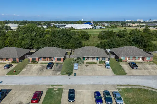 1725 Rock Hollow Loop, Bryan, TX 77807