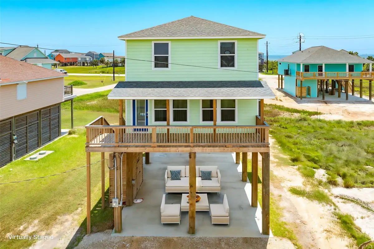 4726 Palm Street, Freeport, TX 77541 - #1