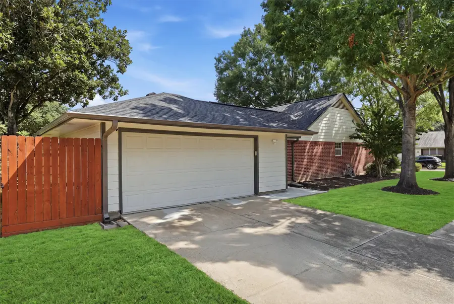 3734 Sweetbriar Drive, Pasadena, TX 77505 - #2