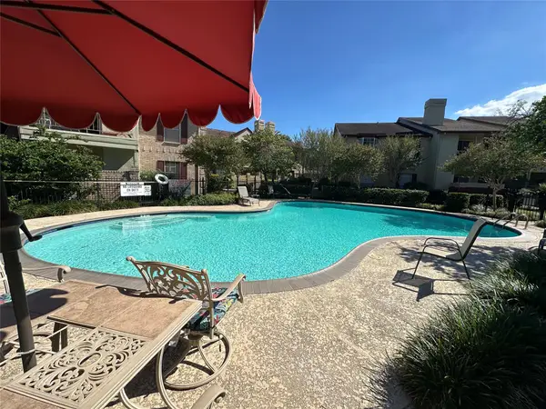 2120 El Paseo Street #806, Houston, TX 77054
